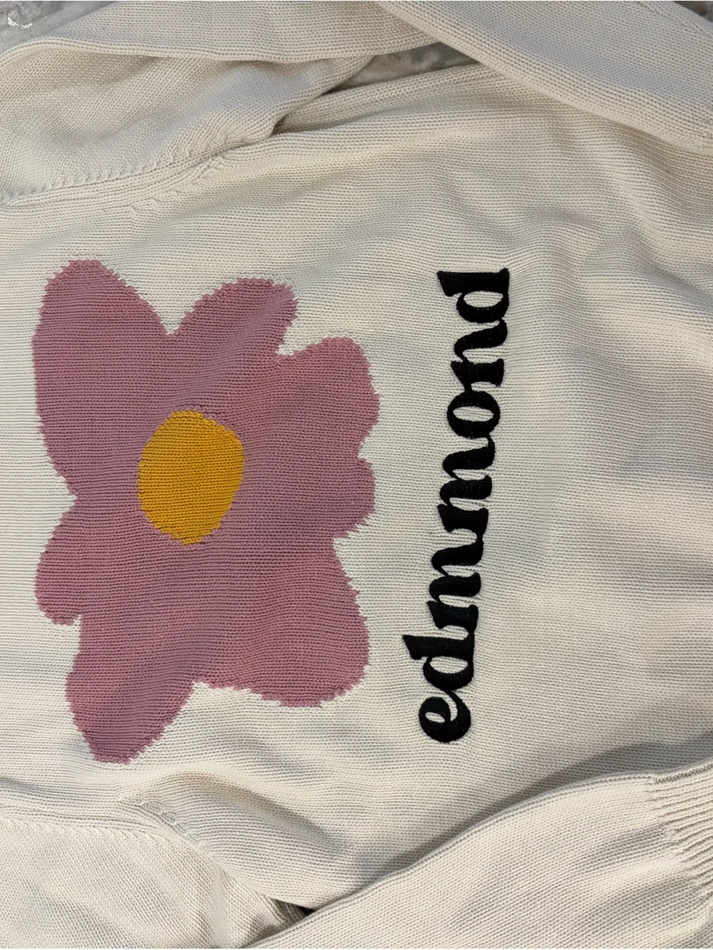 Cream Crewneck Sweater with flower back - Picture 3 of 4